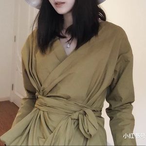 Uniqlo khaki cotton wrap top
